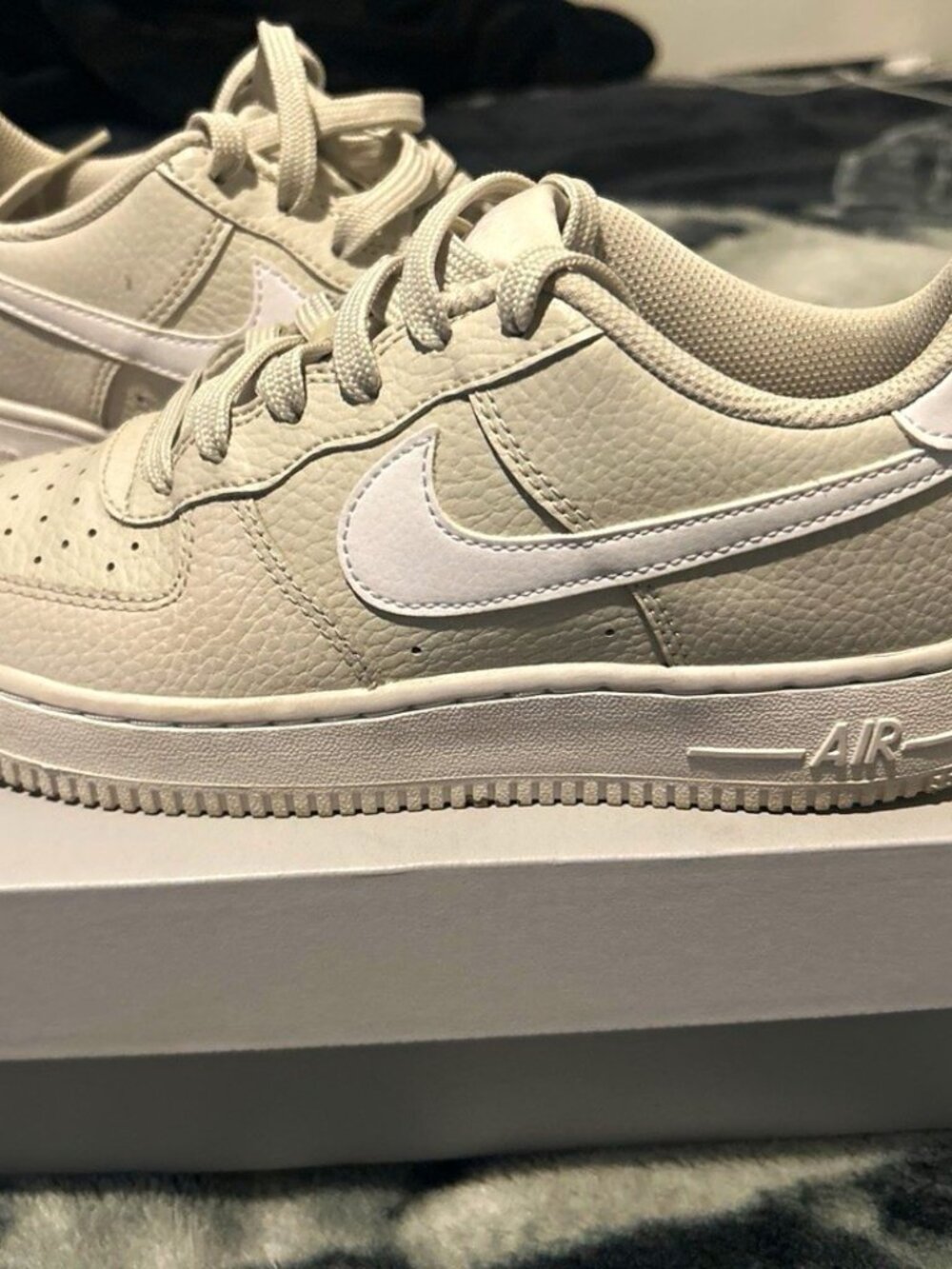 Nike Air Force 1 Light Bone/White Low Top Leather Sneakers, Size Y5
